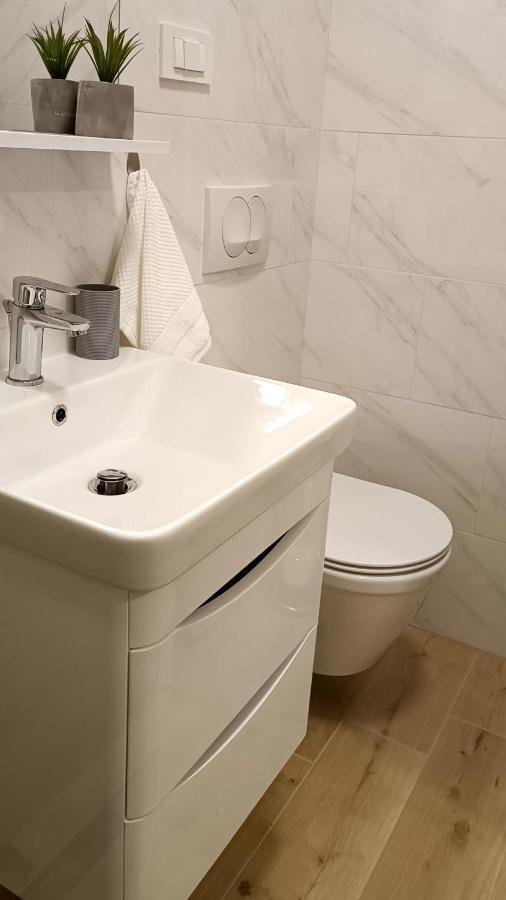 Apartman Leona Lovran Exteriör bild