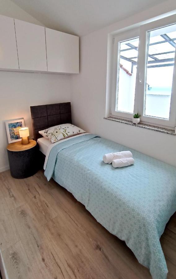 Apartman Leona Lovran Exteriör bild